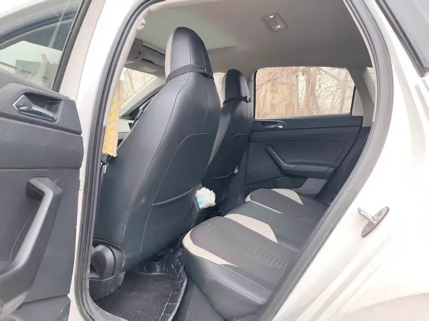 2021 Haval H6 1.5T 169HP L4 7DCT,autocango,china used car exporter,china ev exporter,chinese used car exporter,chinese used ev exporter