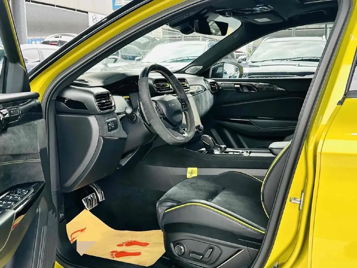 2020 LYNK&CO 03 2.0T 254HP L4 8AT,autocango,china used car exporter,china ev exporter,chinese used car exporter,chinese used ev exporter