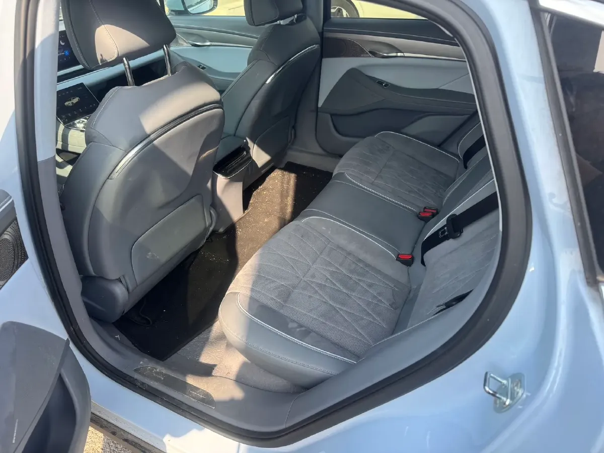 2023 Voyah ZhuiGuang BEV 82.11KWH,autocango,china used car exporter,china ev exporter,chinese used car exporter,chinese used ev exporter