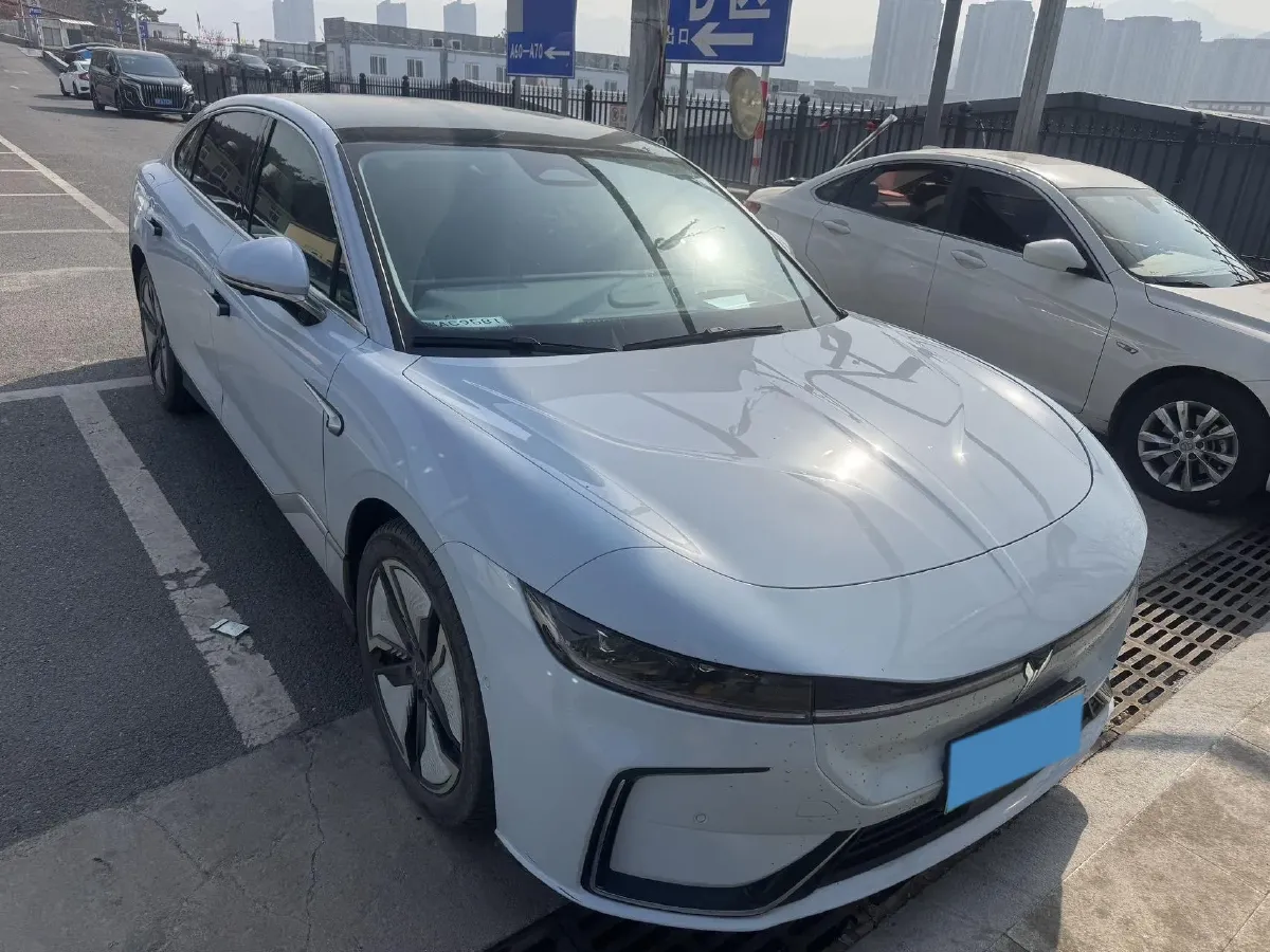 2023 Voyah ZhuiGuang BEV 82.11KWH,autocango,china used car exporter,china ev exporter,chinese used car exporter,chinese used ev exporter