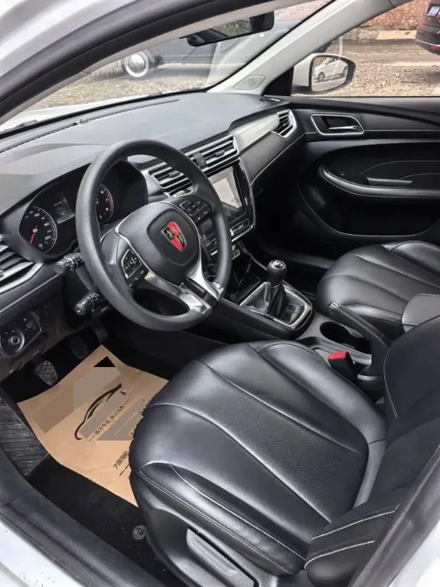 2019 Roewe i5 1.5L 120HP L4 5MT,autocango,china used car exporter,china ev exporter,chinese used car exporter,chinese used ev exporter