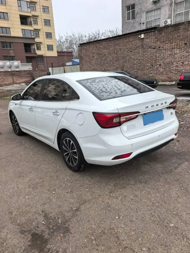 2019 Roewe i5 1.5L 120HP L4 5MT,autocango,china used car exporter,china ev exporter,chinese used car exporter,chinese used ev exporter