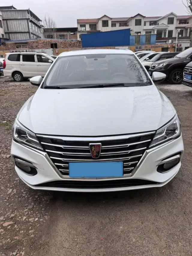 2019 Roewe i5 1.5L 120HP L4 5MT,autocango,china used car exporter,china ev exporter,chinese used car exporter,chinese used ev exporter