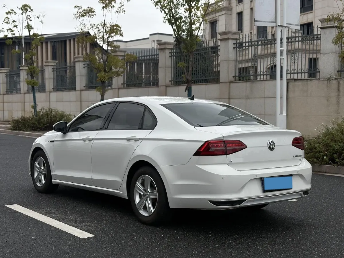 2019 Volkswagen T-Cross 1.4T 150HP L4 7DCT,autocango,china used car exporter,china ev exporter,chinese used car exporter,chinese used ev exporter