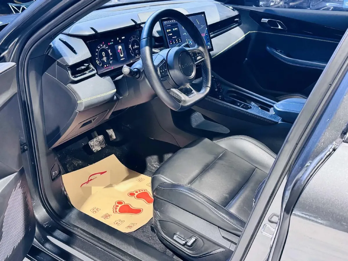 2023 LYNK&CO 03 2.0T 254HP L4 7DCT,autocango,china used car exporter,china ev exporter,chinese used car exporter,chinese used ev exporter