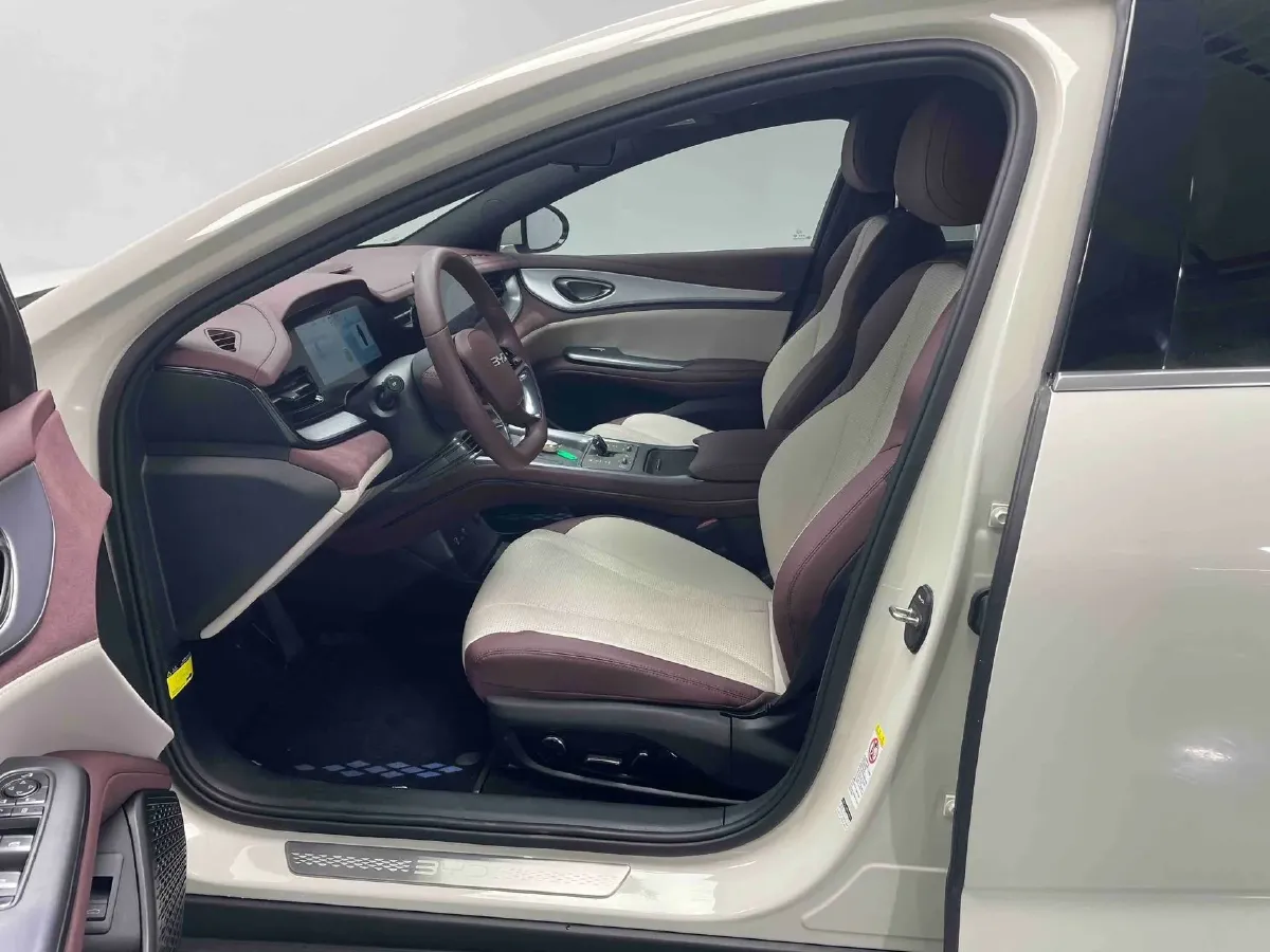 2025 BYD Seal07 DM-i 1.5L 101HP L4 E-CVT PHEV 17.6KWH,autocango,china used car exporter,china ev exporter,chinese used car exporter,chinese used ev exporter