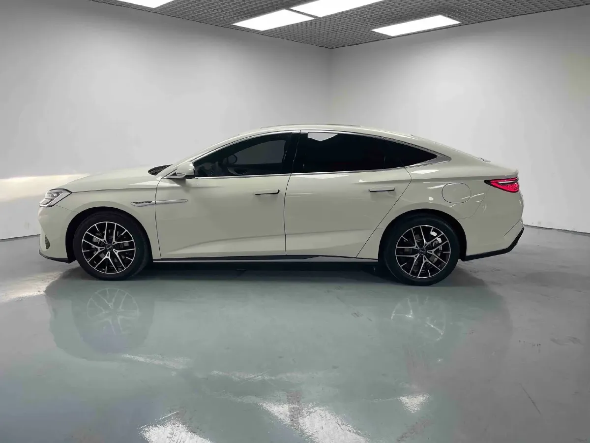 2025 BYD Seal07 DM-i 1.5L 101HP L4 E-CVT PHEV 17.6KWH,autocango,china used car exporter,china ev exporter,chinese used car exporter,chinese used ev exporter