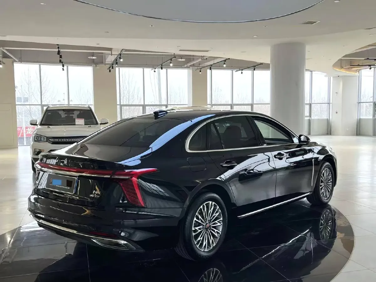 2024 HongQi H5 1.5T 169HP L4 7DCT,autocango,china used car exporter,china ev exporter,chinese used car exporter,chinese used ev exporter