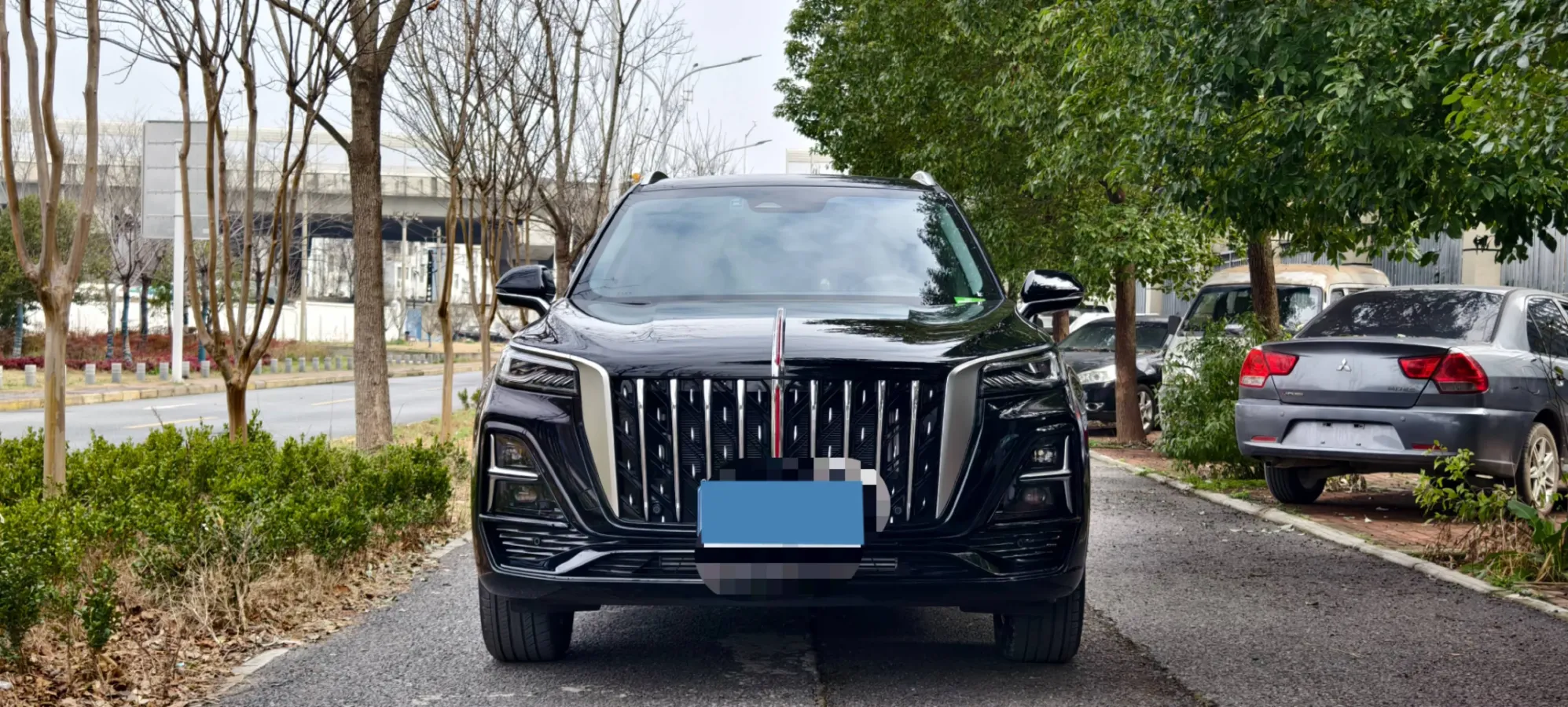 2025 HongQi HS5 2.0T 252HP L4 8AT,autocango,china used car exporter,china ev exporter,chinese used car exporter,chinese used ev exporter
