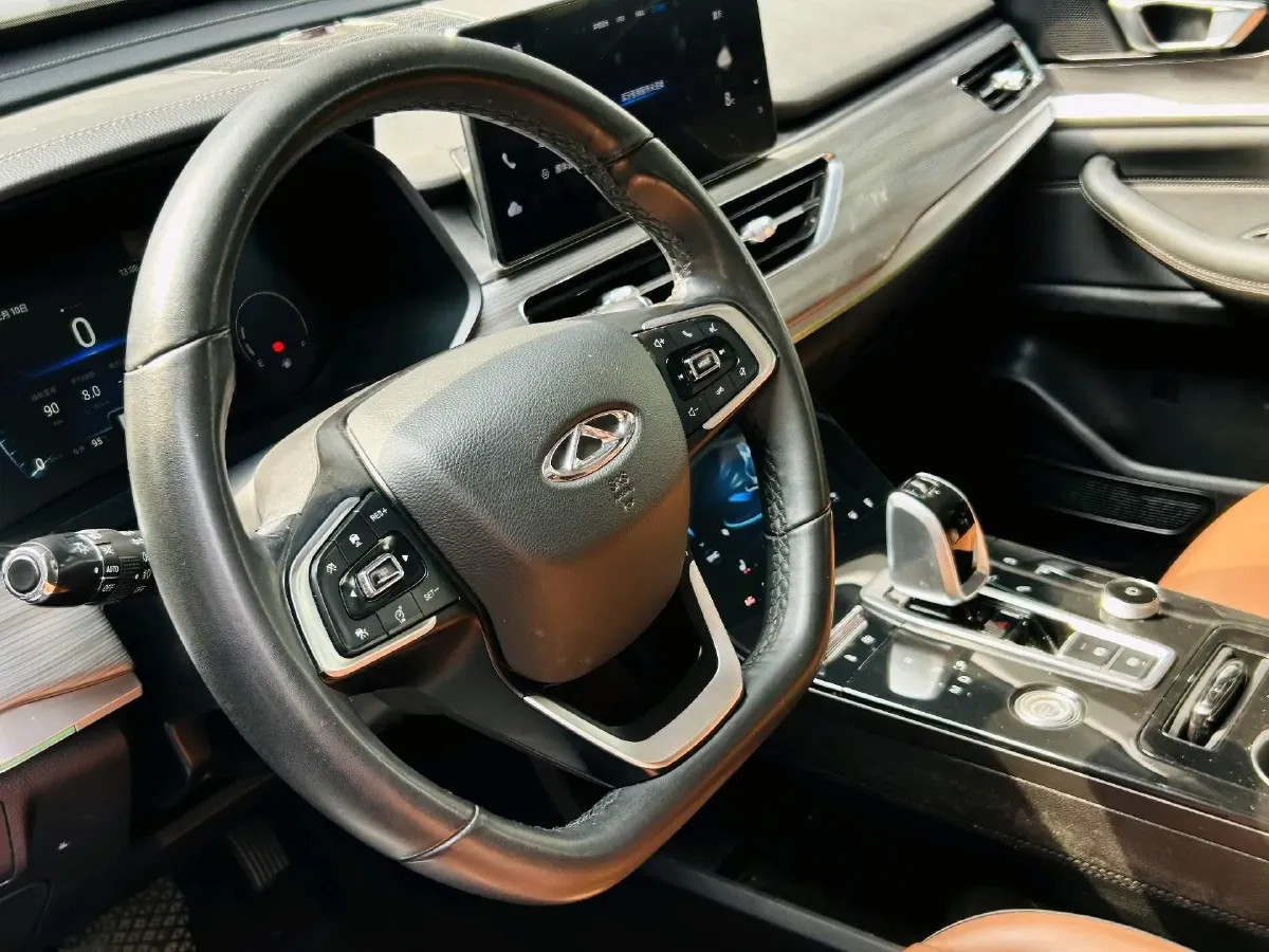 2021 Chery Tiggo 8 2.0T 254HP L4 7DCT,autocango,china used car exporter,china ev exporter,chinese used car exporter,chinese used ev exporter