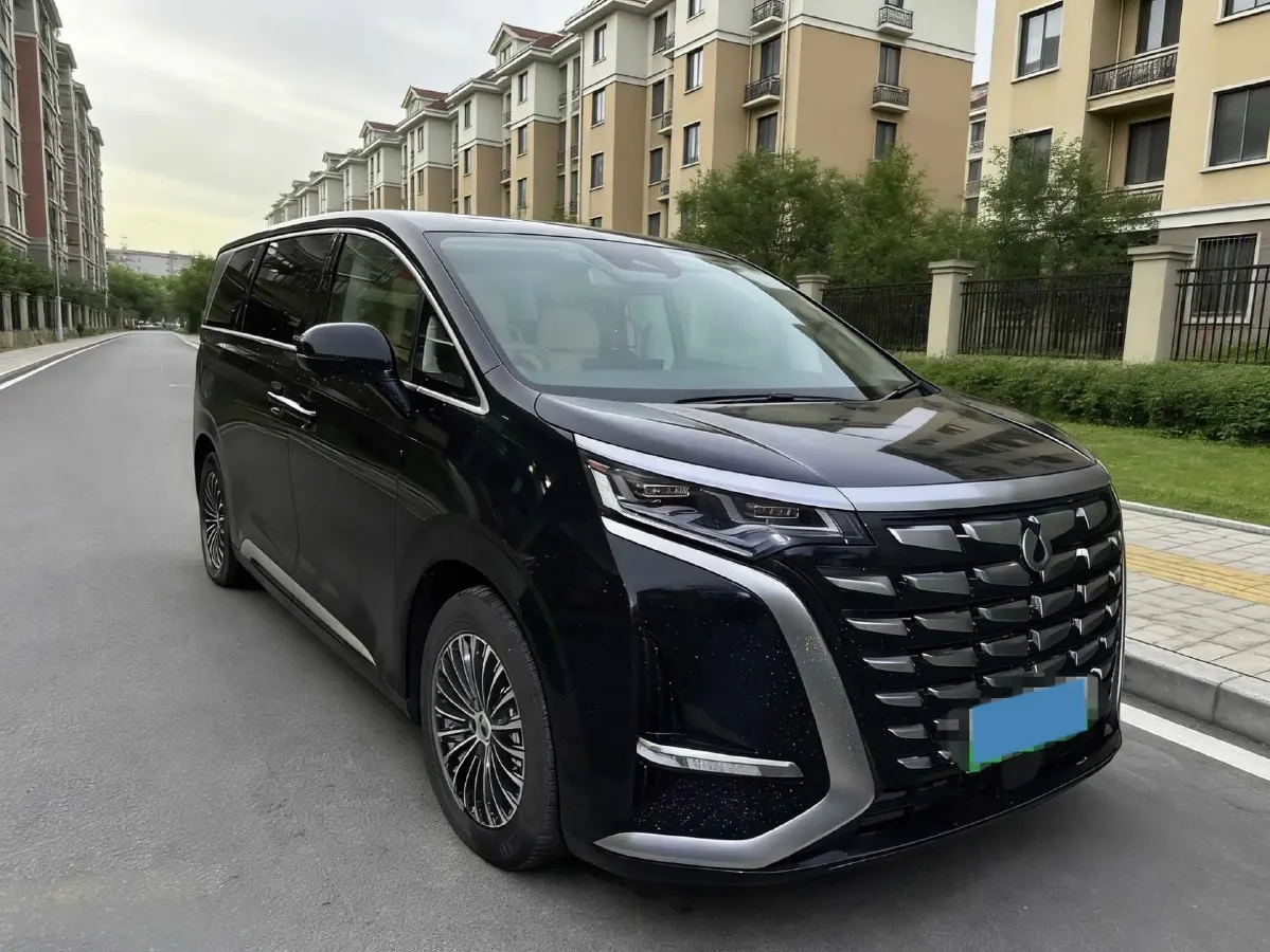 2022 HongQi HS7 3.0T 337HP V6 8AT,autocango,china used car exporter,china ev exporter,chinese used car exporter,chinese used ev exporter