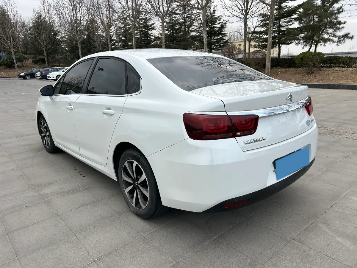 2018 Citroen C4 C-Quatre 1.6L 117HP L4 6AT,autocango,china used car exporter,china ev exporter,chinese used car exporter,chinese used ev exporter