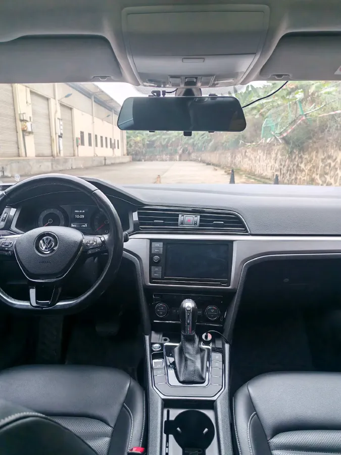 2019 Volkswagen Passat 1.4T 150HP L4 7DCT,autocango,china used car exporter,china ev exporter,chinese used car exporter,chinese used ev exporter