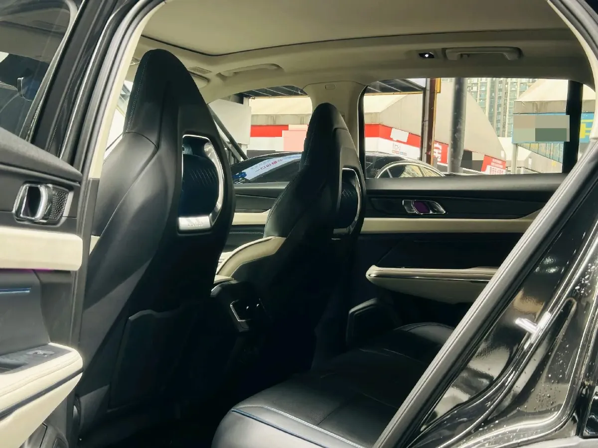 2021 LYNK&CO 01 2.0T 218HP L4 8AT,autocango,china used car exporter,china ev exporter,chinese used car exporter,chinese used ev exporter