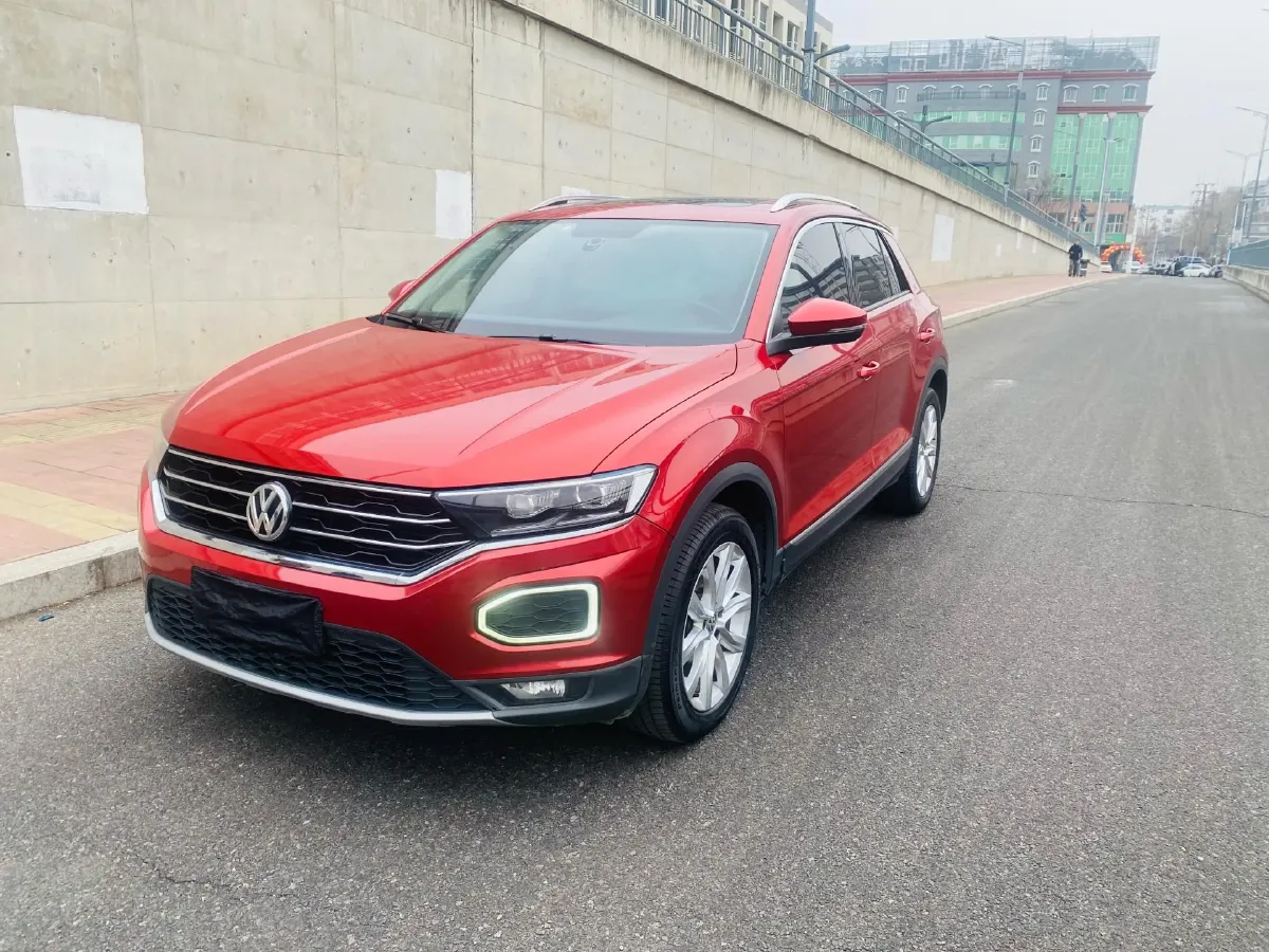 2020 Volkswagen T-Roc 1.4T 131HP L4 7DCT,autocango,china used car exporter,china ev exporter,chinese used car exporter,chinese used ev exporter