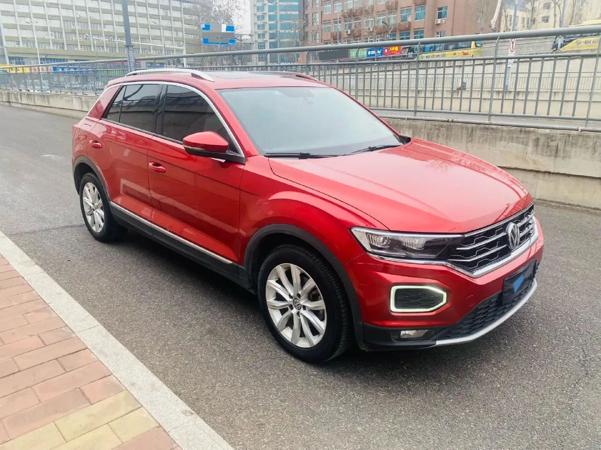 2020 Volkswagen T-Roc 1.4T 131HP L4 7DCT,autocango,china used car exporter,china ev exporter,chinese used car exporter,chinese used ev exporter