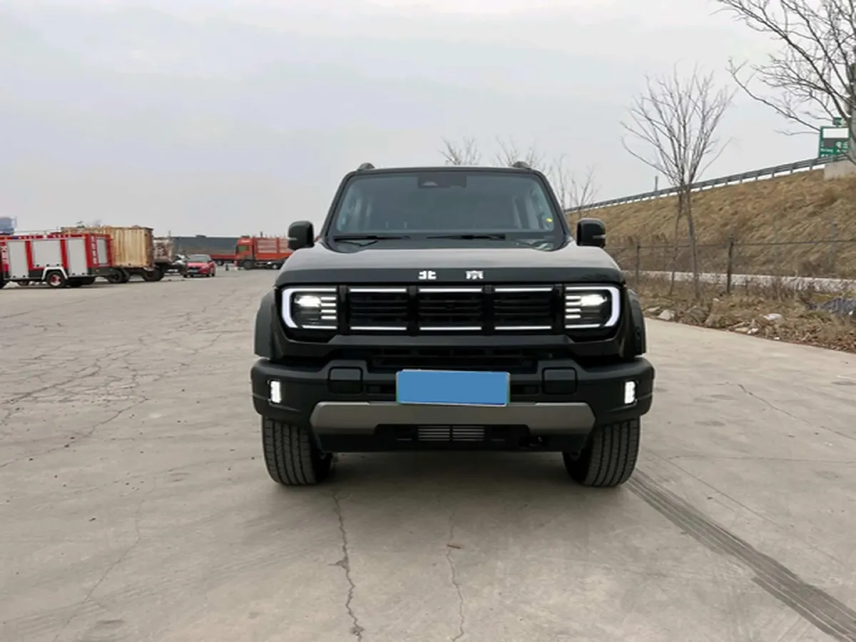 2025 Beijing BJ40 REEV REEV 188HP REEV 40.3KWH,autocango,china used car exporter,china ev exporter,chinese used car exporter,chinese used ev exporter