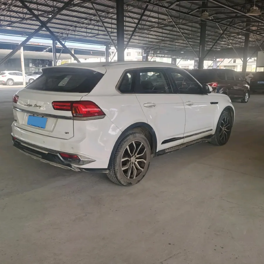 2017 Zotye Damy X7 1.8T 177HP L4 5MT,autocango,china used car exporter,china ev exporter,chinese used car exporter,chinese used ev exporter
