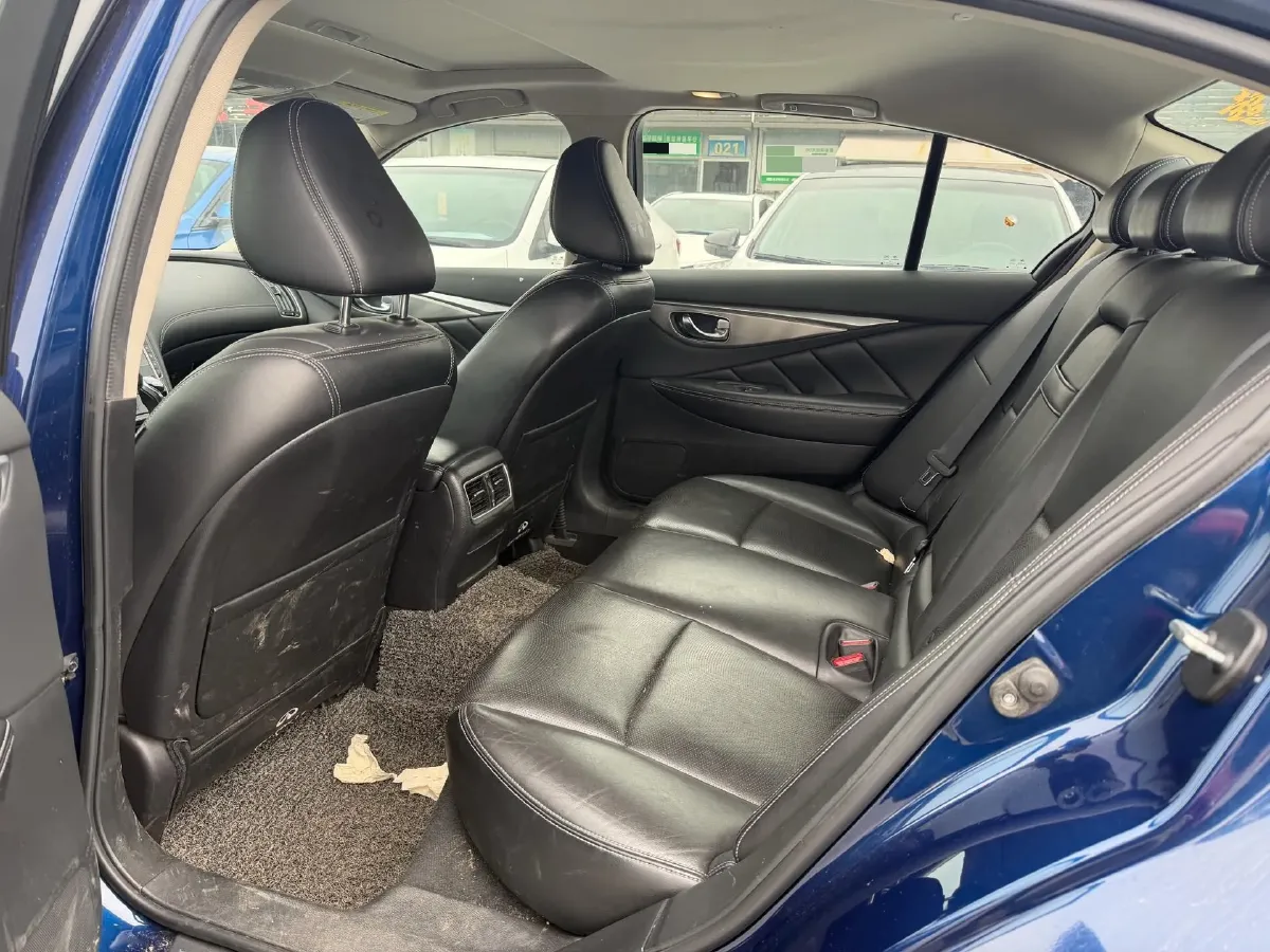 2018 Jeep Grand Commander 2.0T 265HP L4 9AT,autocango,china used car exporter,china ev exporter,chinese used car exporter,chinese used ev exporter