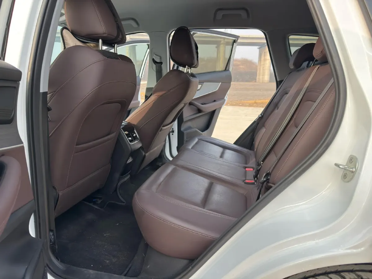 2024 Chery Tiggo 7 1.5T 156HP L4 6MT,autocango,china used car exporter,china ev exporter,chinese used car exporter,chinese used ev exporter