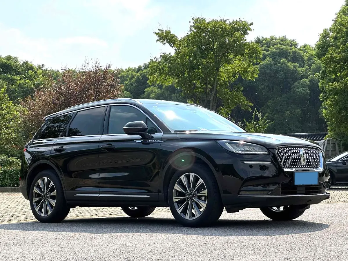 2021 Lincoln Corsair 2.0T 245HP L4 8AT,autocango,china used car exporter,china ev exporter,chinese used car exporter,chinese used ev exporter