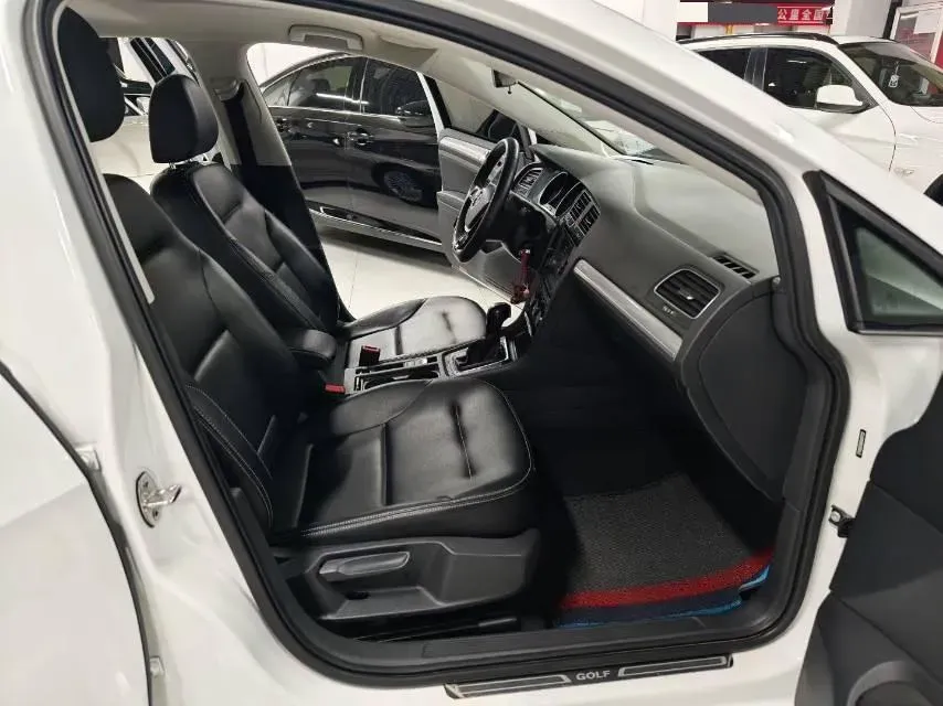 2018 Volkswagen Golf 1.6L 110HP L4 6AT,autocango,china used car exporter,china ev exporter,chinese used car exporter,chinese used ev exporter