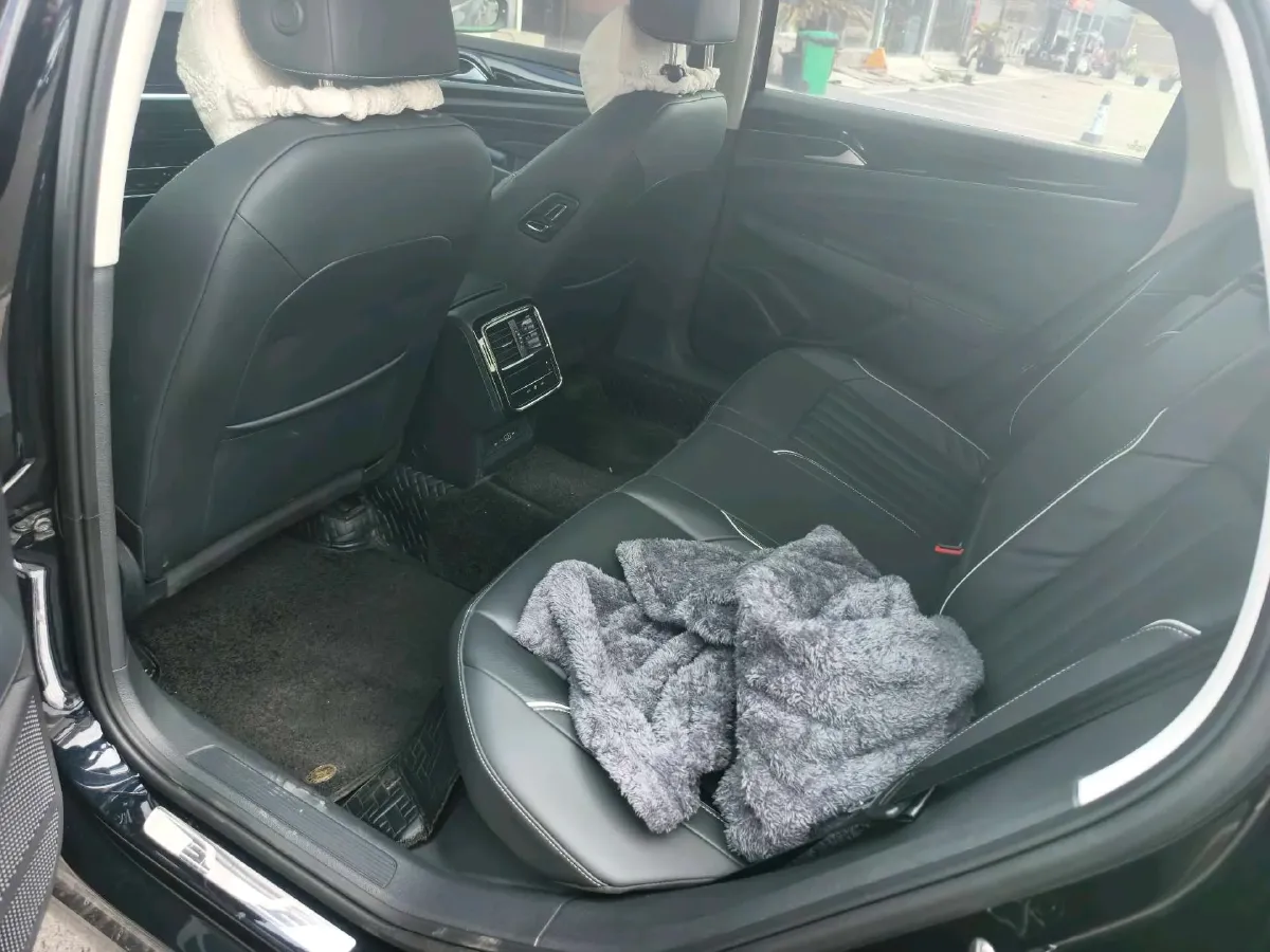 2023 Volkswagen Passat 2.0T 186HP L4 7DCT,autocango,china used car exporter,china ev exporter,chinese used car exporter,chinese used ev exporter