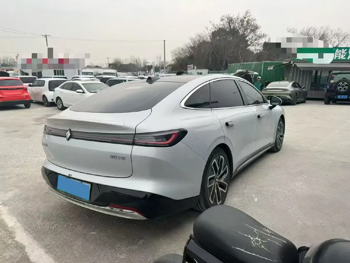 2025 BaoJun XiangJing BEV,autocango,china used car exporter,china ev exporter,chinese used car exporter,chinese used ev exporter