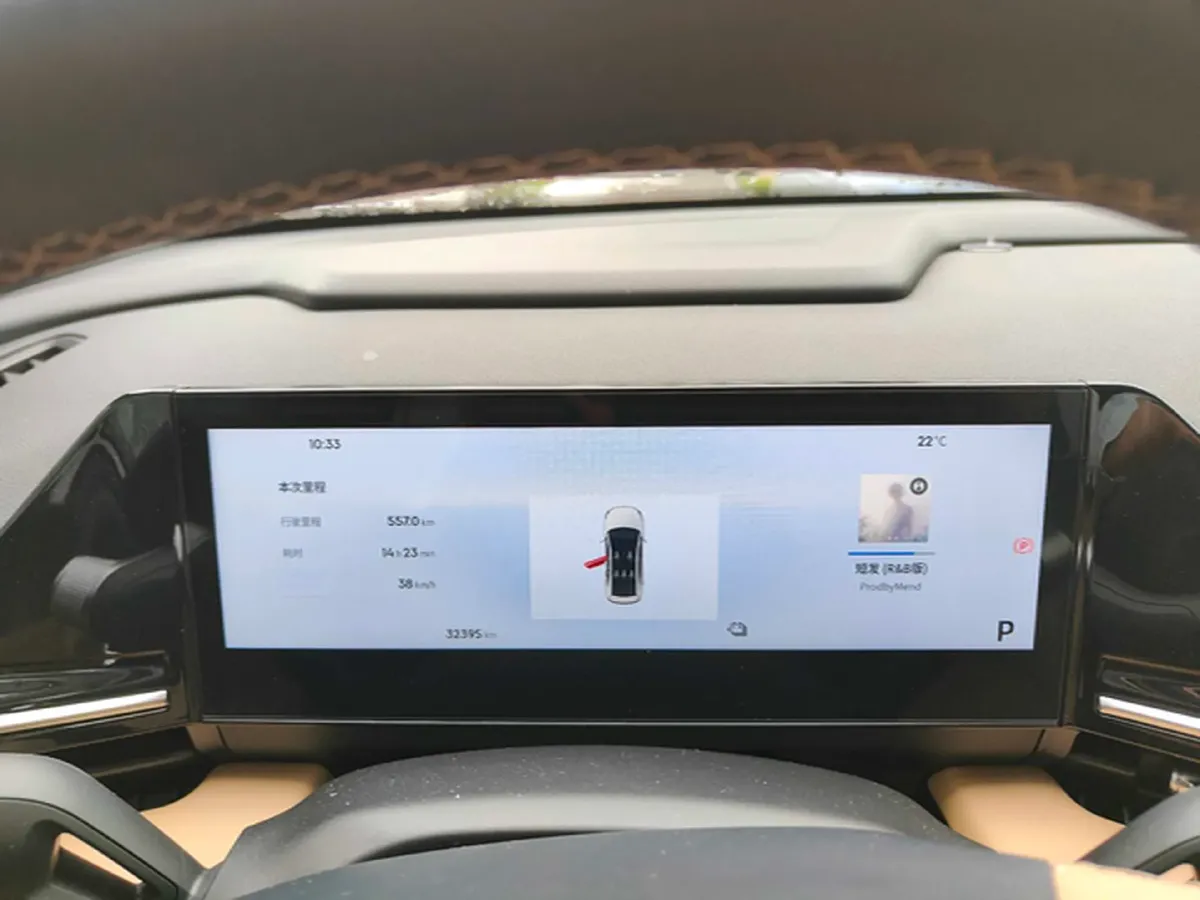 2023 Geely Galaxy L6 1.5T 163HP L4 3DHT PHEV,autocango,china used car exporter,china ev exporter,chinese used car exporter,chinese used ev exporter