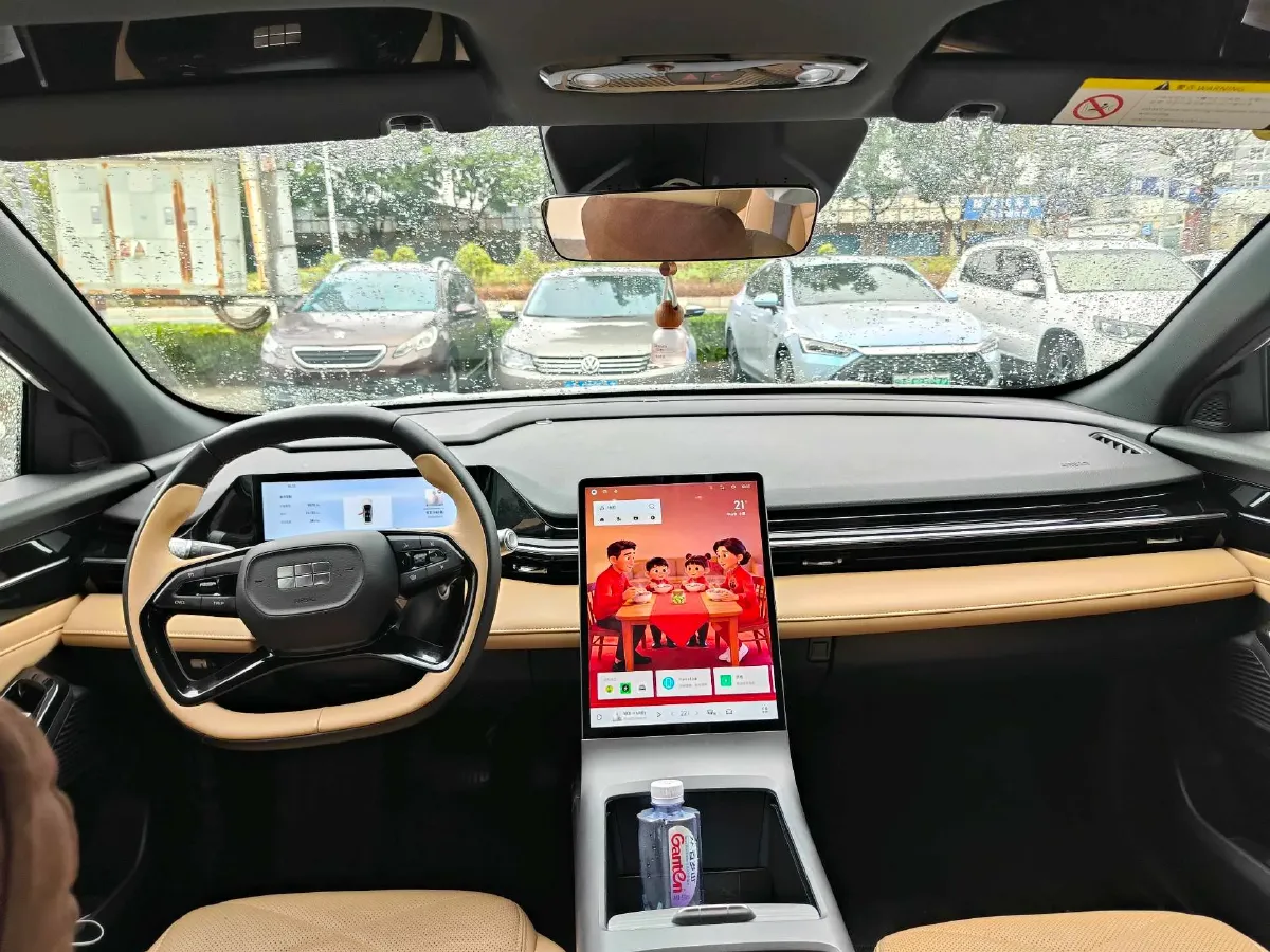 2023 Geely Galaxy L6 1.5T 163HP L4 3DHT PHEV,autocango,china used car exporter,china ev exporter,chinese used car exporter,chinese used ev exporter