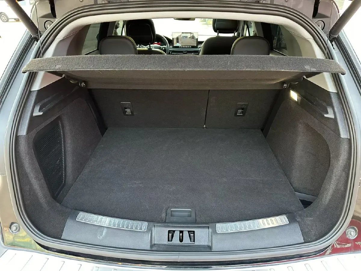 2022 Lincoln Corsair 2.0T 245HP L4 8AT,autocango,china used car exporter,china ev exporter,chinese used car exporter,chinese used ev exporter