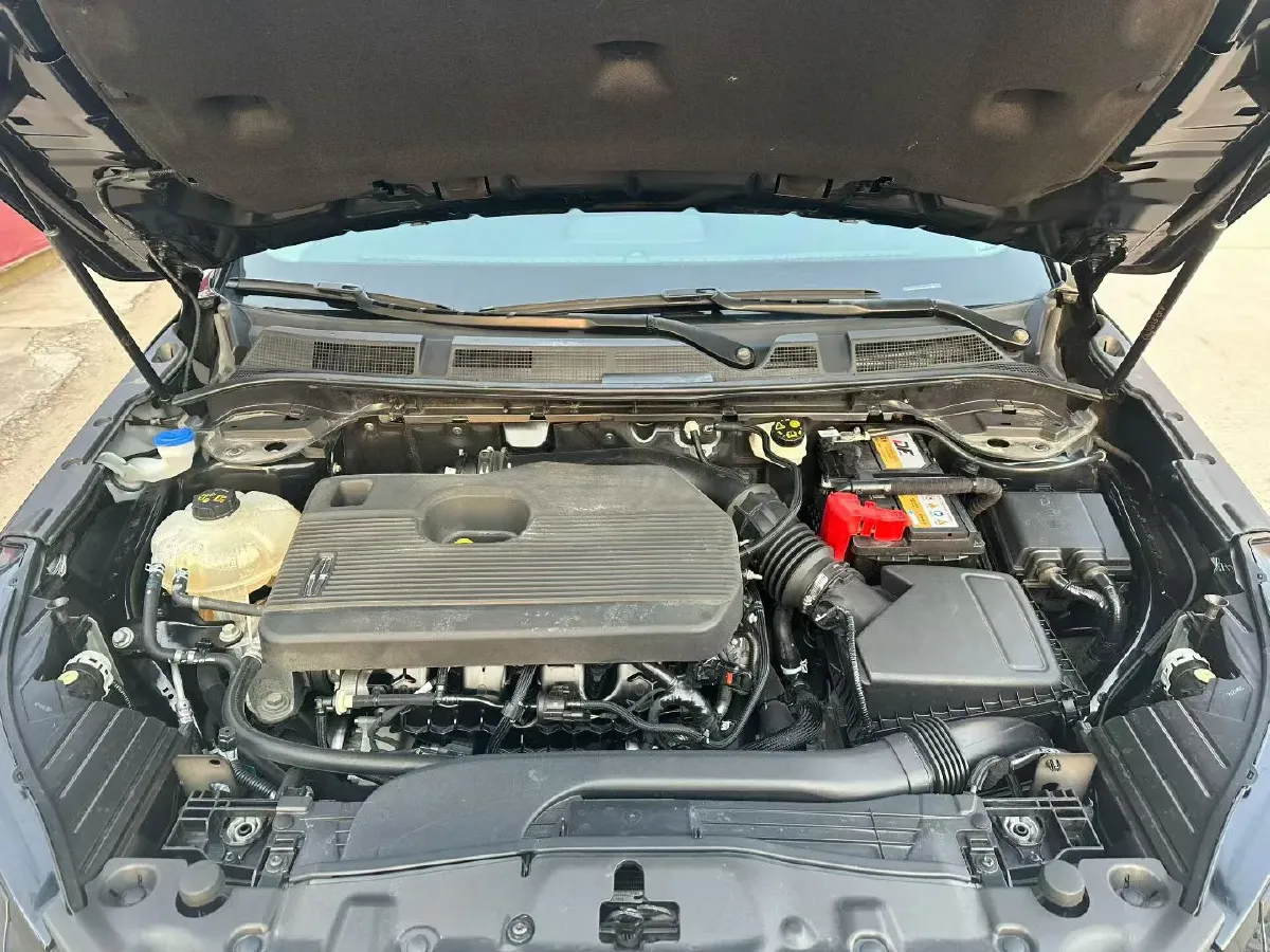 2022 Lincoln Corsair 2.0T 245HP L4 8AT,autocango,china used car exporter,china ev exporter,chinese used car exporter,chinese used ev exporter