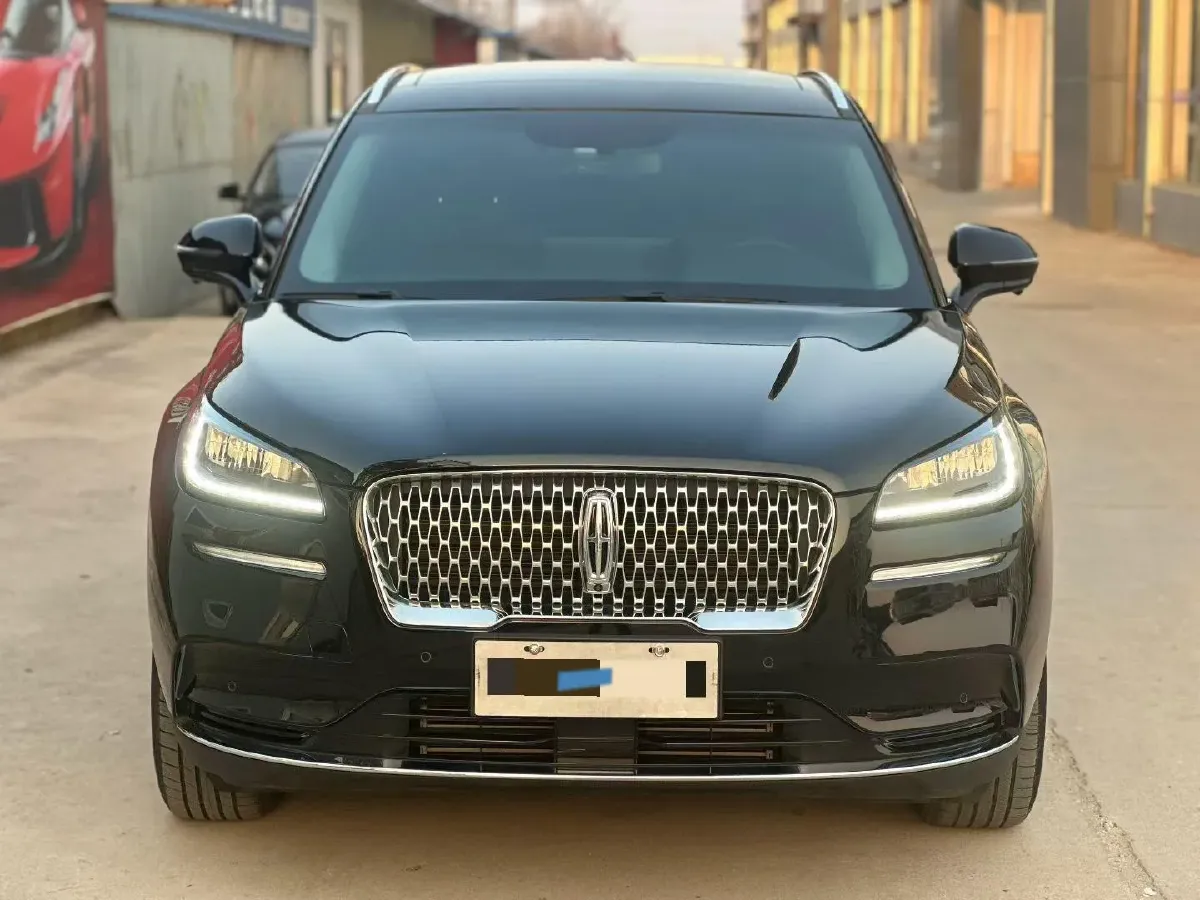 2022 Lincoln Corsair 2.0T 245HP L4 8AT,autocango,china used car exporter,china ev exporter,chinese used car exporter,chinese used ev exporter