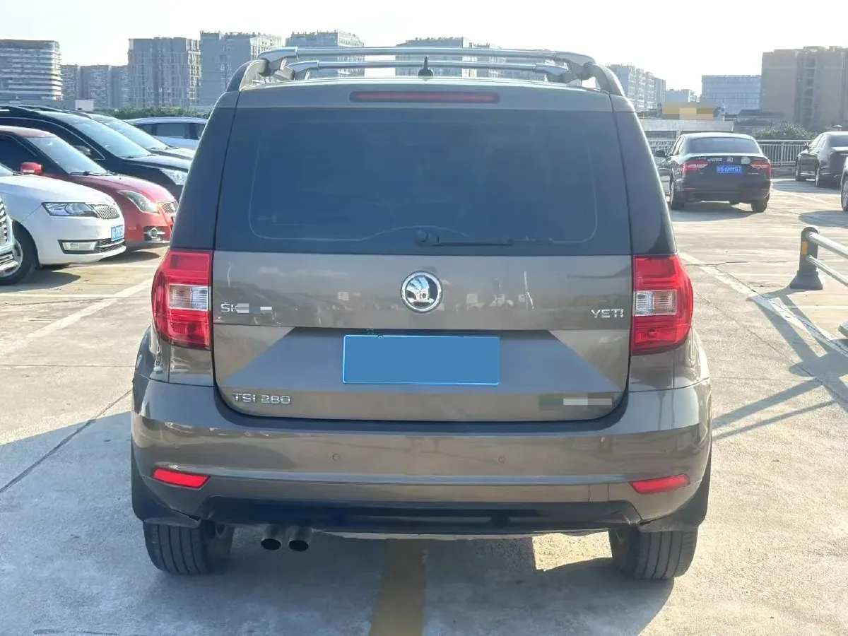 2016 Skoda Yeti 1.4T 150HP L4 7DCT,autocango,china used car exporter,china ev exporter,chinese used car exporter,chinese used ev exporter
