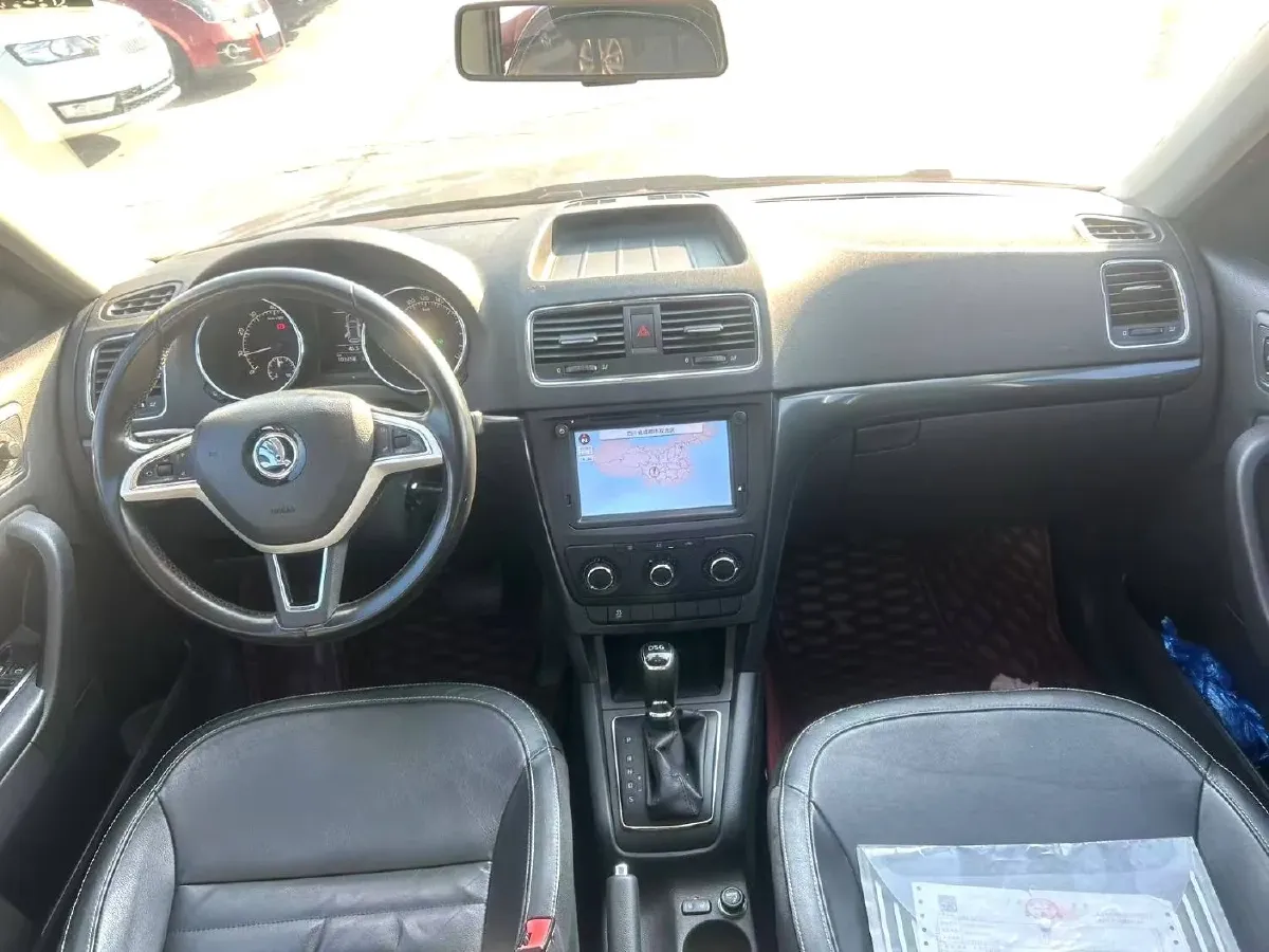 2016 Skoda Yeti 1.4T 150HP L4 7DCT,autocango,china used car exporter,china ev exporter,chinese used car exporter,chinese used ev exporter