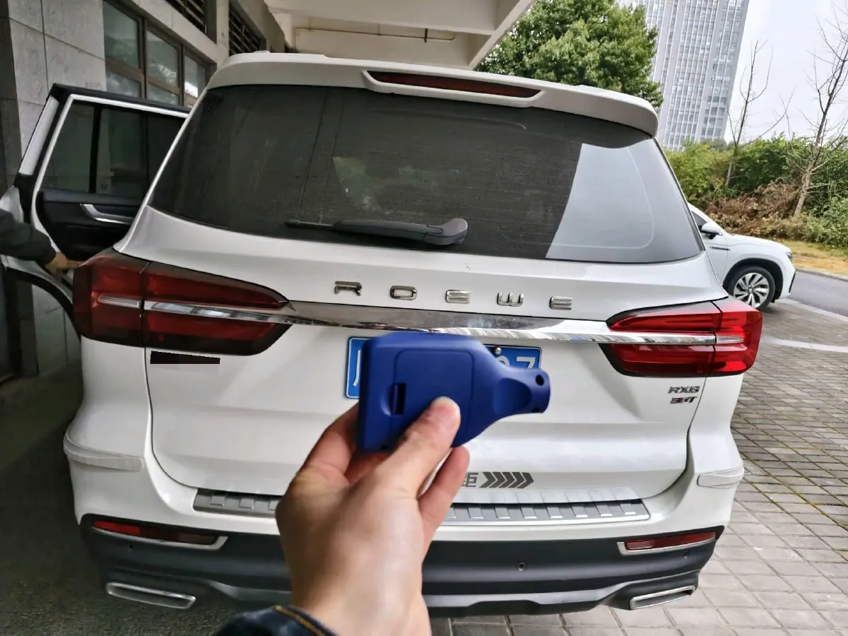 2019 Roewe RX8 2.0T 222HP L4 6AT,autocango,china used car exporter,china ev exporter,chinese used car exporter,chinese used ev exporter