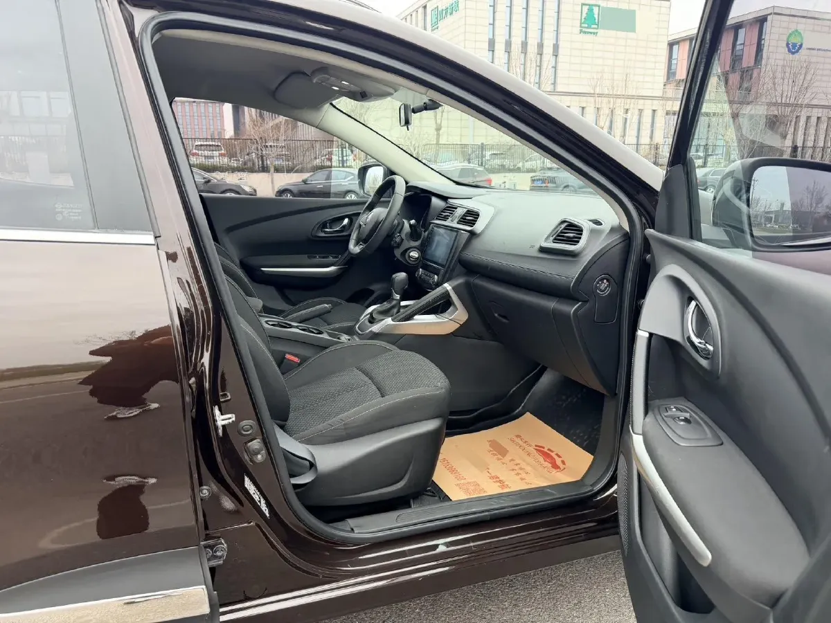 2017 Renault Kadjar 2.0L 150HP L4 CVT,autocango,china used car exporter,china ev exporter,chinese used car exporter,chinese used ev exporter