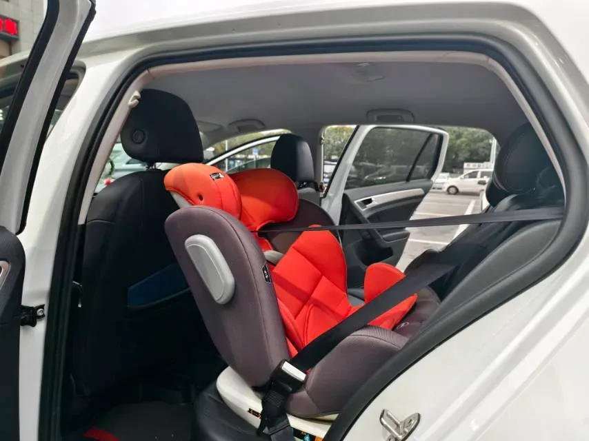 2018 Volkswagen Golf 1.6L 110HP L4 6AT,autocango,china used car exporter,china ev exporter,chinese used car exporter,chinese used ev exporter