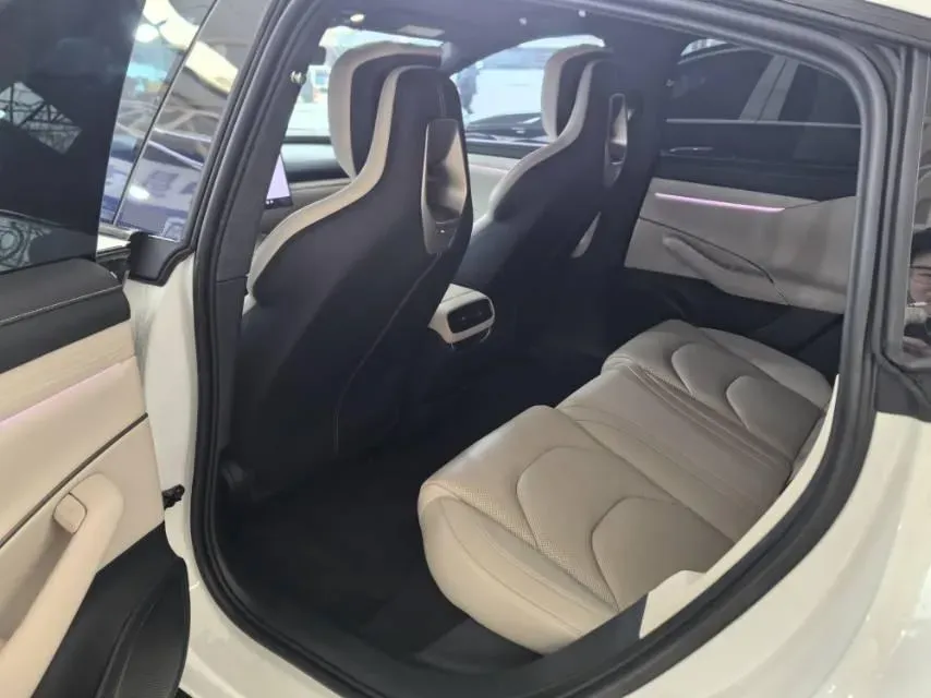 2024 MI SU7 BEV 73.6KWH,autocango,china used car exporter,china ev exporter,chinese used car exporter,chinese used ev exporter