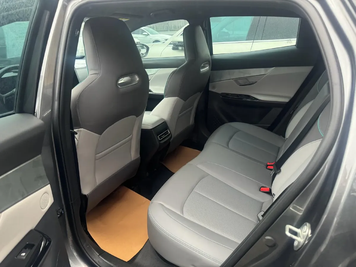 2023 ChangAn UNI-T 1.5T 188HP L4 7DCT,autocango,china used car exporter,china ev exporter,chinese used car exporter,chinese used ev exporter