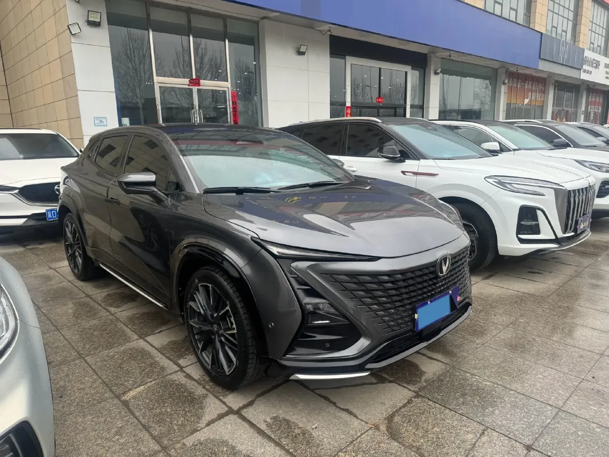 2023 ChangAn UNI-T 1.5T 188HP L4 7DCT,autocango,china used car exporter,china ev exporter,chinese used car exporter,chinese used ev exporter