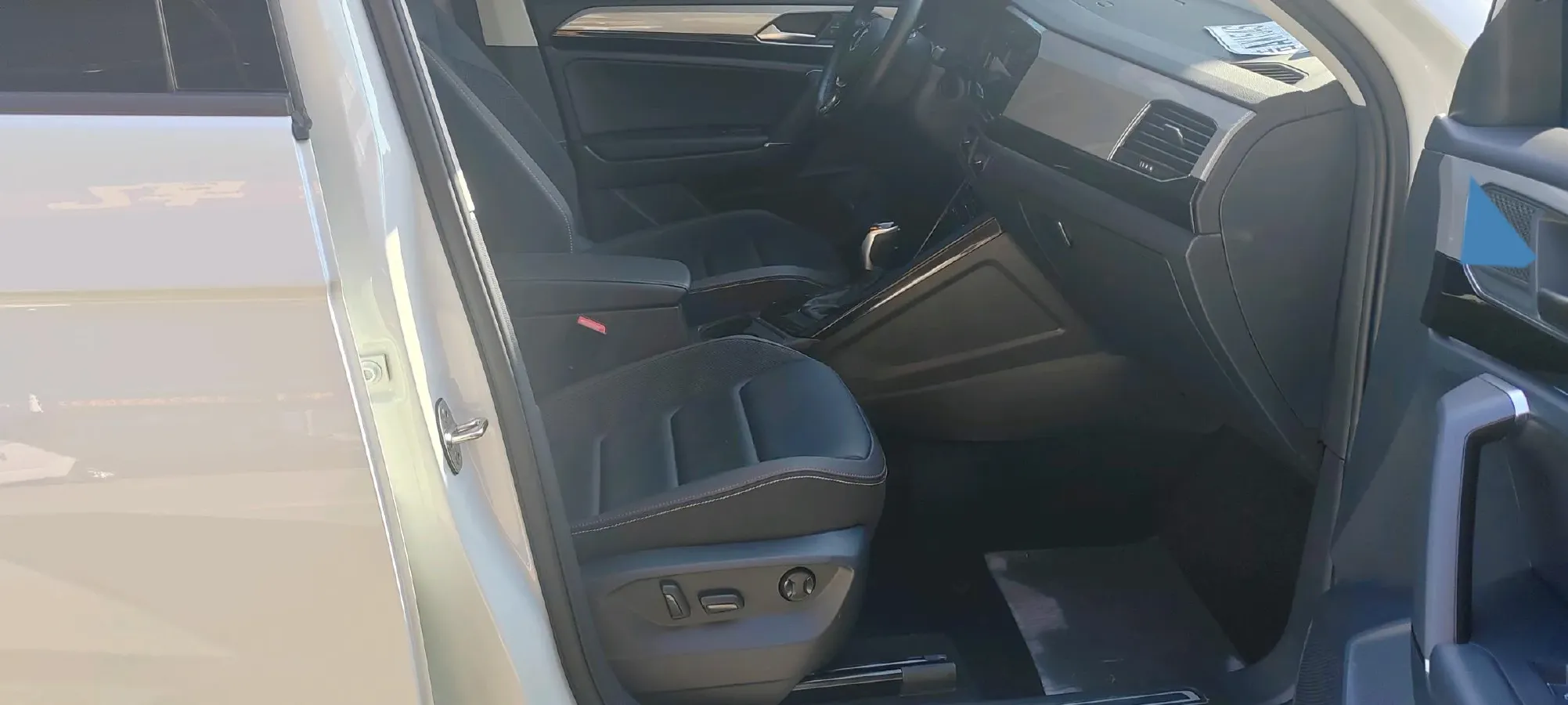 2021 Volkswagen Tayron 1.4T 150HP L4 7DCT,autocango,china used car exporter,china ev exporter,chinese used car exporter,chinese used ev exporter