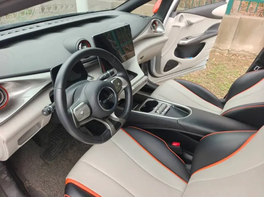 2021 Ford Escort 1.5L 122HP L3 6AT,autocango,china used car exporter,china ev exporter,chinese used car exporter,chinese used ev exporter