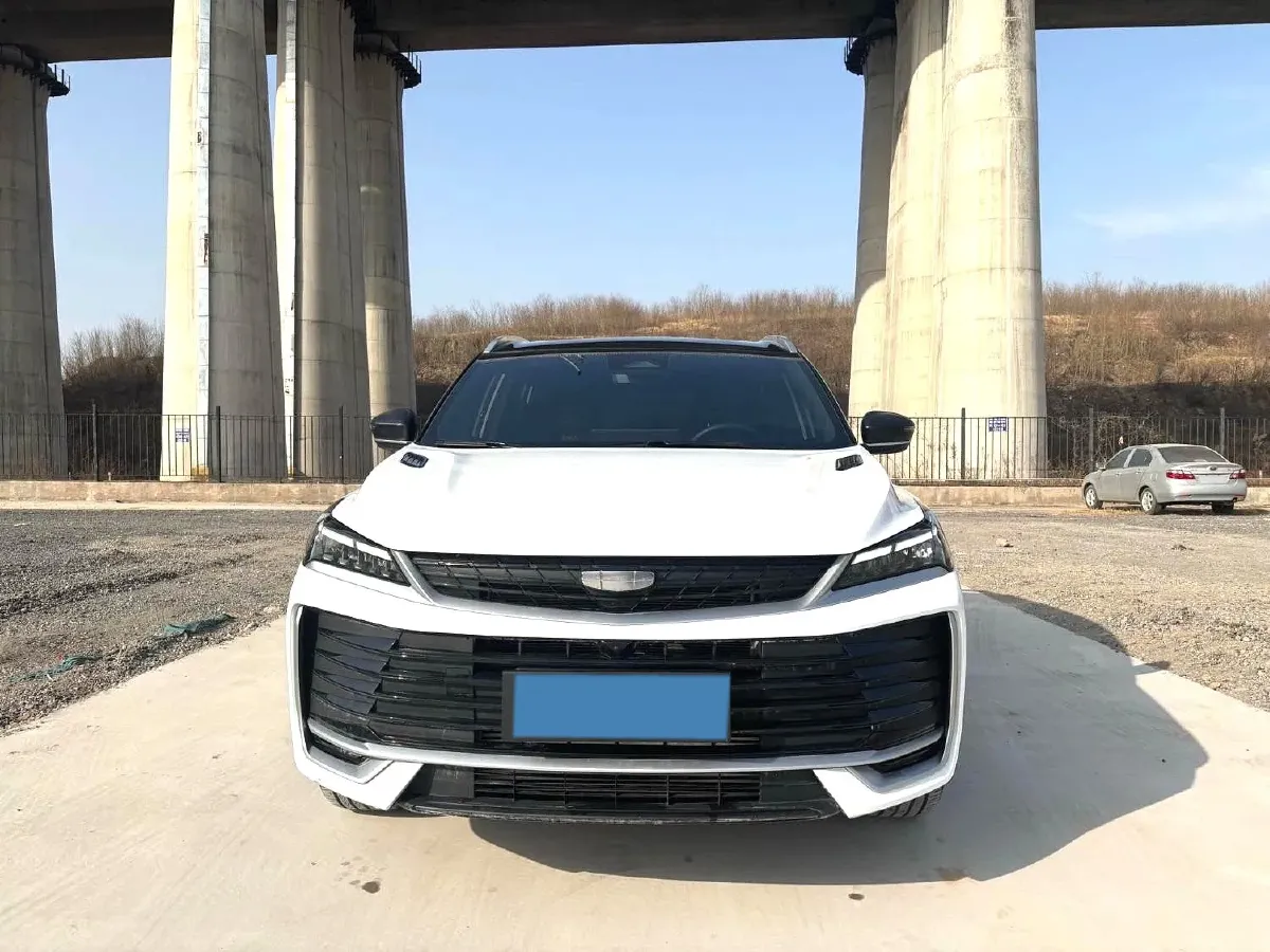 2025 Geely Coolray 1.5T 181HP L4 7DCT,autocango,china used car exporter,china ev exporter,chinese used car exporter,chinese used ev exporter