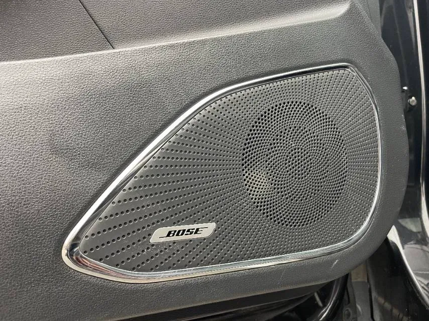 2022 HongQi HS5 2.0T 224HP L4 6AT,autocango,china used car exporter,china ev exporter,chinese used car exporter,chinese used ev exporter