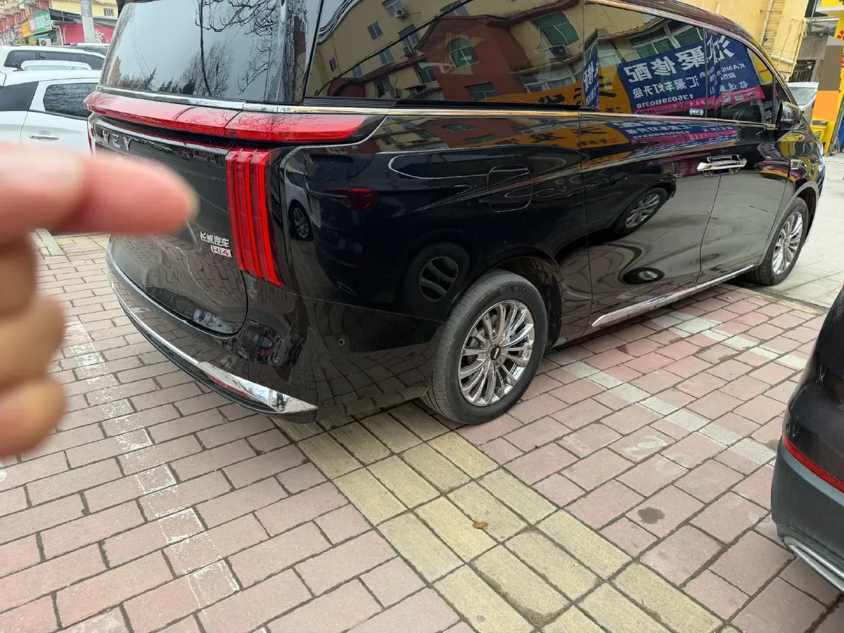 2024 Voyah ZhuiGuang 1.5T 136HP L4 PHEV 43KWH,autocango,china used car exporter,china ev exporter,chinese used car exporter,chinese used ev exporter