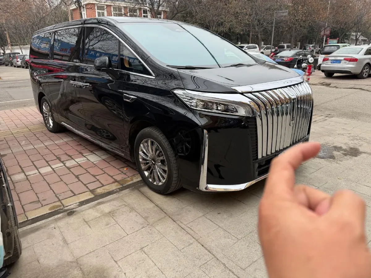 2024 Voyah ZhuiGuang 1.5T 136HP L4 PHEV 43KWH,autocango,china used car exporter,china ev exporter,chinese used car exporter,chinese used ev exporter