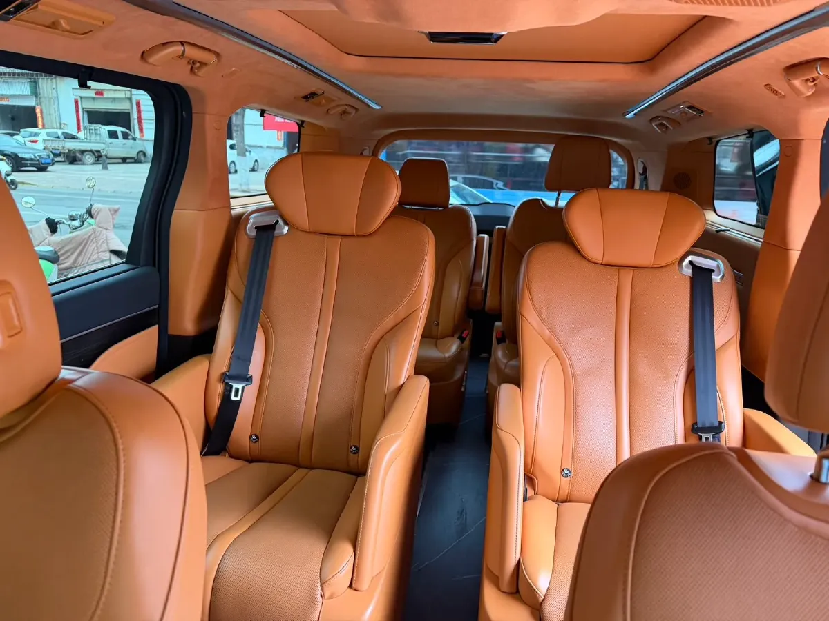 2024 Voyah ZhuiGuang 1.5T 136HP L4 PHEV 43KWH,autocango,china used car exporter,china ev exporter,chinese used car exporter,chinese used ev exporter