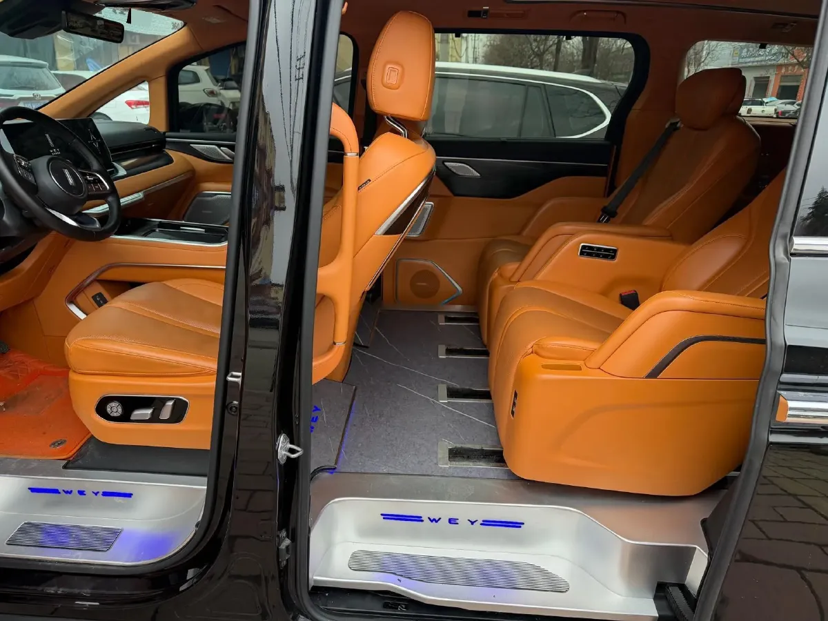 2024 Voyah ZhuiGuang 1.5T 136HP L4 PHEV 43KWH,autocango,china used car exporter,china ev exporter,chinese used car exporter,chinese used ev exporter