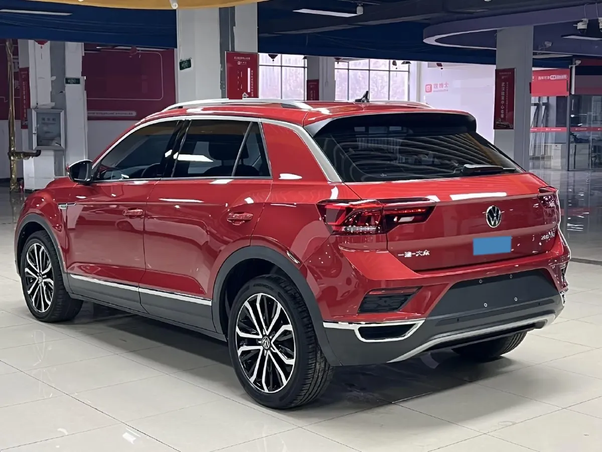 2022 Volkswagen T-Roc 1.4T 150HP L4 7DCT,autocango,china used car exporter,china ev exporter,chinese used car exporter,chinese used ev exporter